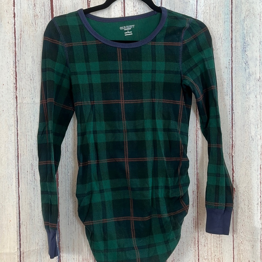 Old navy plaid maternity top